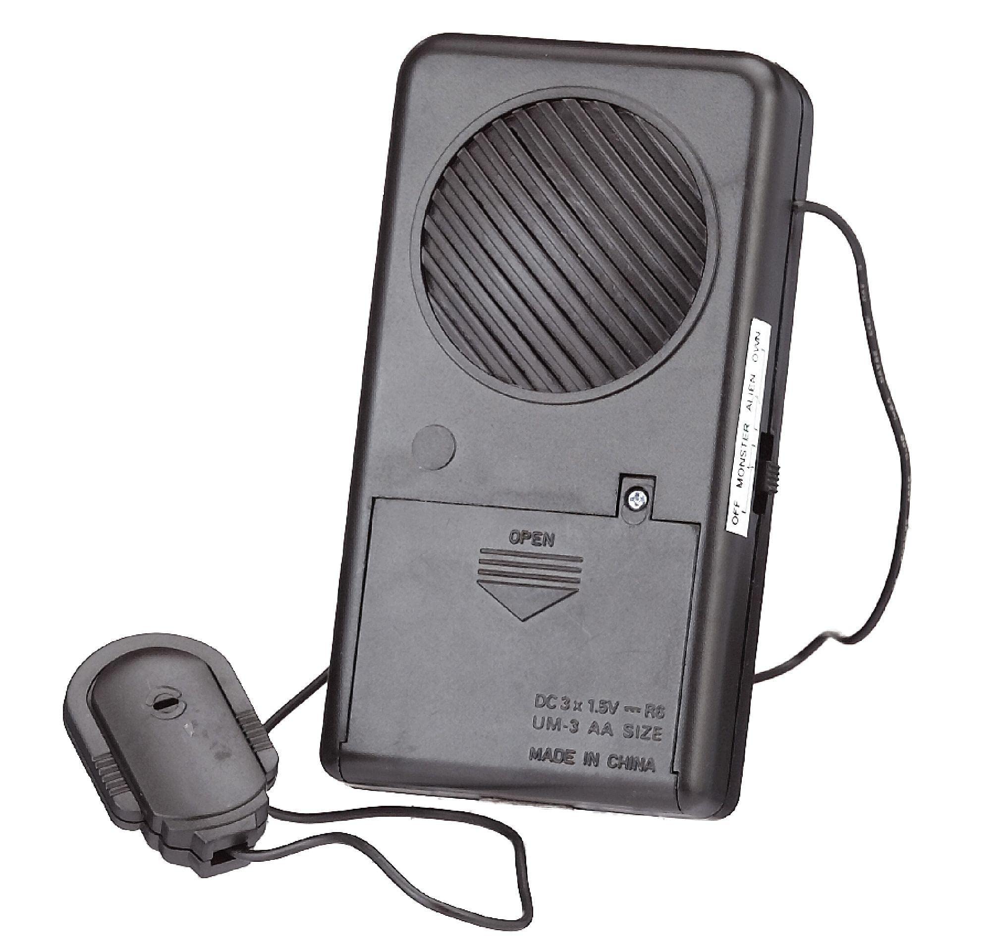 amscan Scary Halloween Voice Changer, Includes Hands Free Microphone with Attached Cord, 1