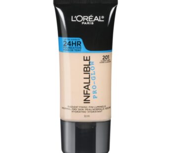 L’Or al Paris Infallible Pro-Glow Foundation, Creamy Natural, 1 fl. oz.