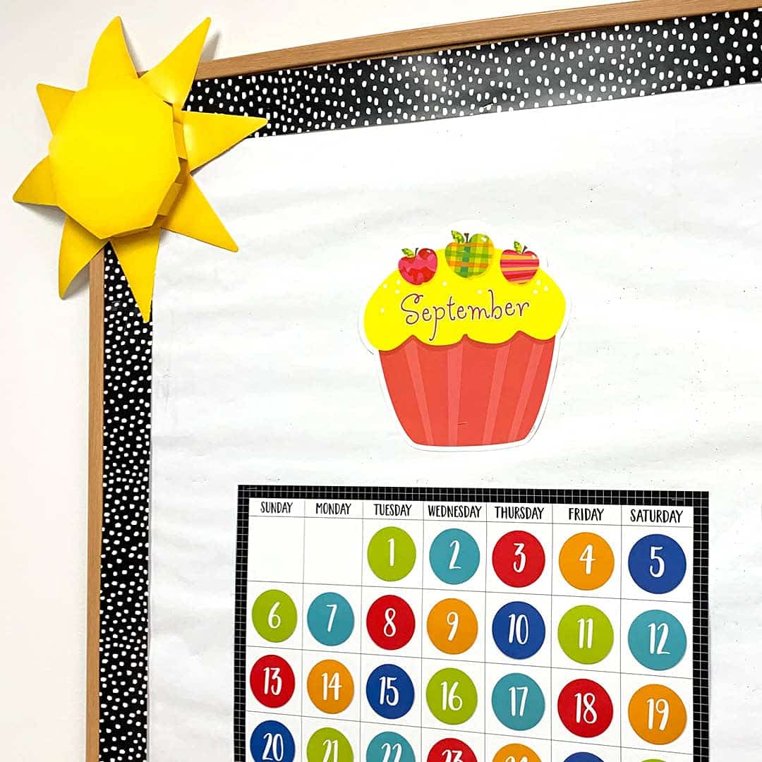 Creative Teaching Press Cupcake Accents for Bulletin Boards & Classrooms, CTP 10? Jumbo De - Image 2
