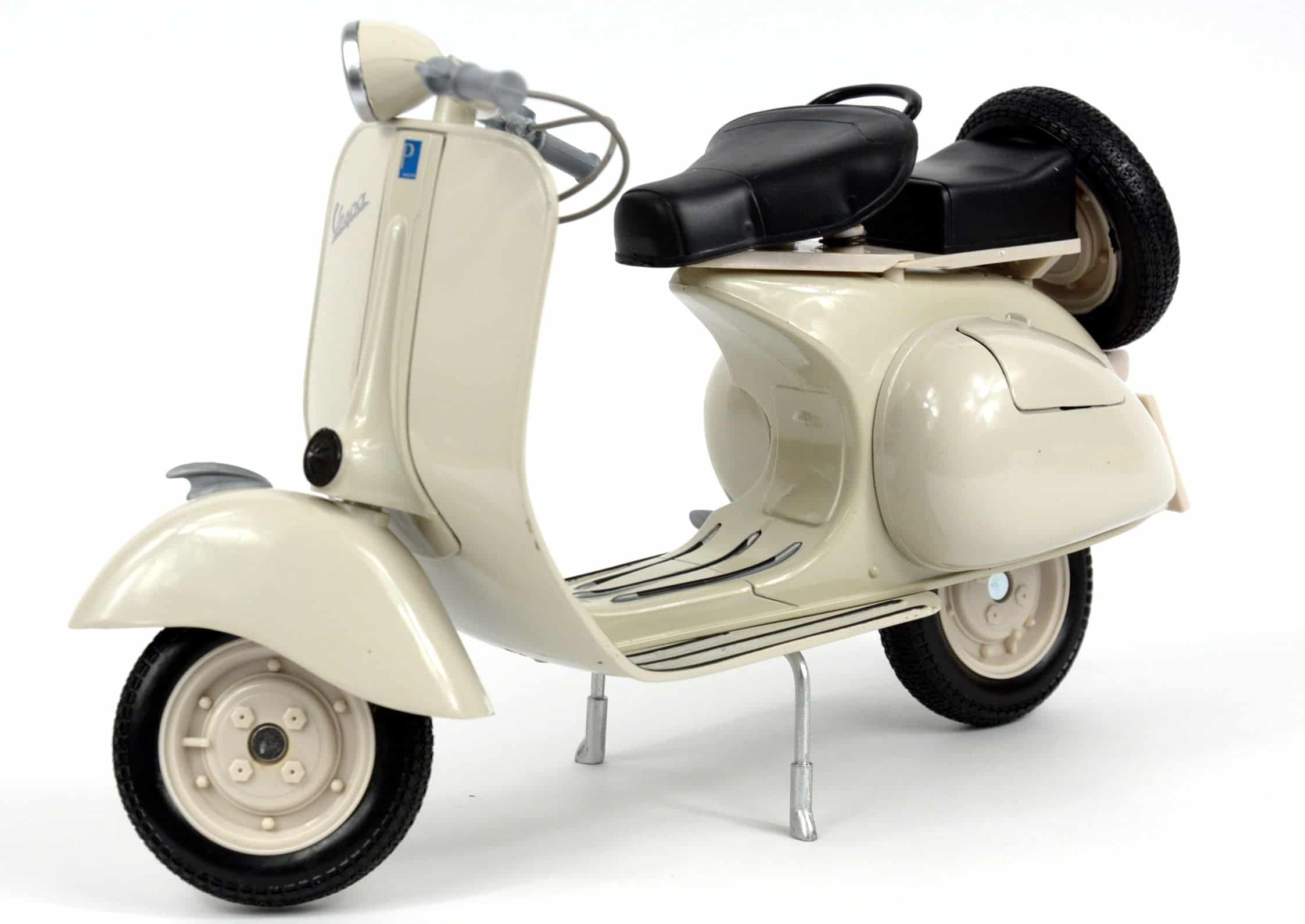 New Ray Toys - Vespa 150VLIT/ Scale - 1:6 (49273) - Image 4