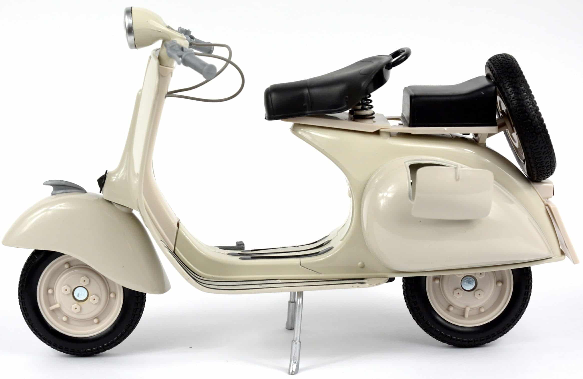 New Ray Toys - Vespa 150VLIT/ Scale - 1:6 (49273) - Image 5